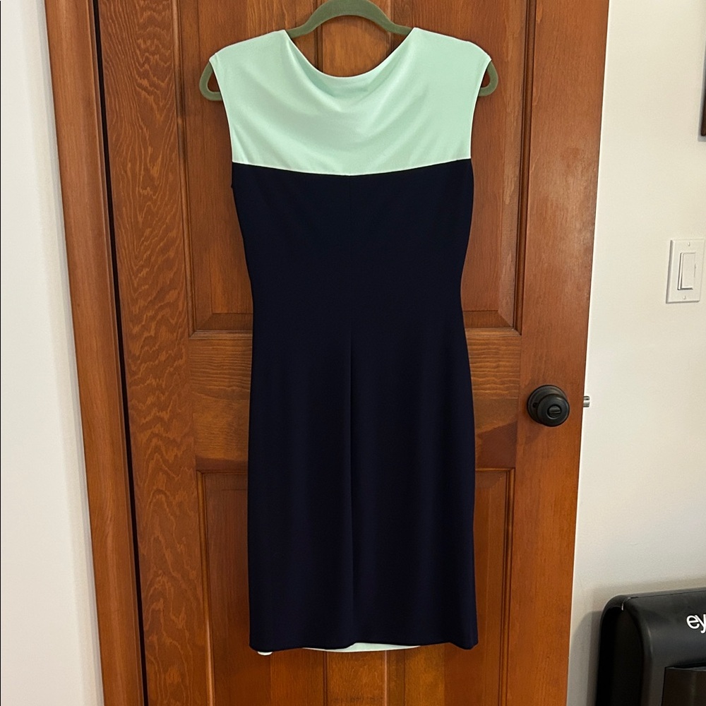 Chaps Two-Tone Sheath Dress Navy and Mint size M with side ruching - Picture 6 of 6